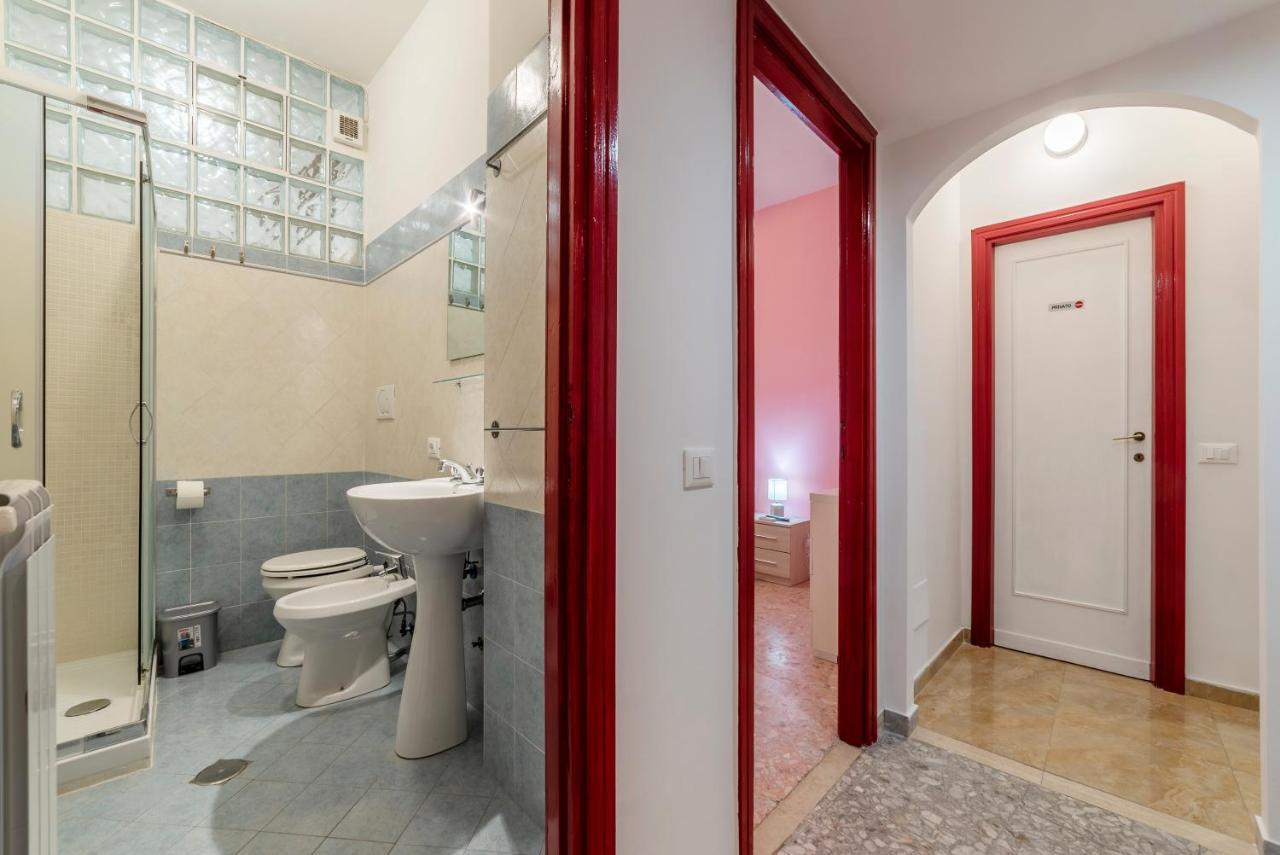 Mm Cipro Apartment With Balcony Рим Екстериор снимка